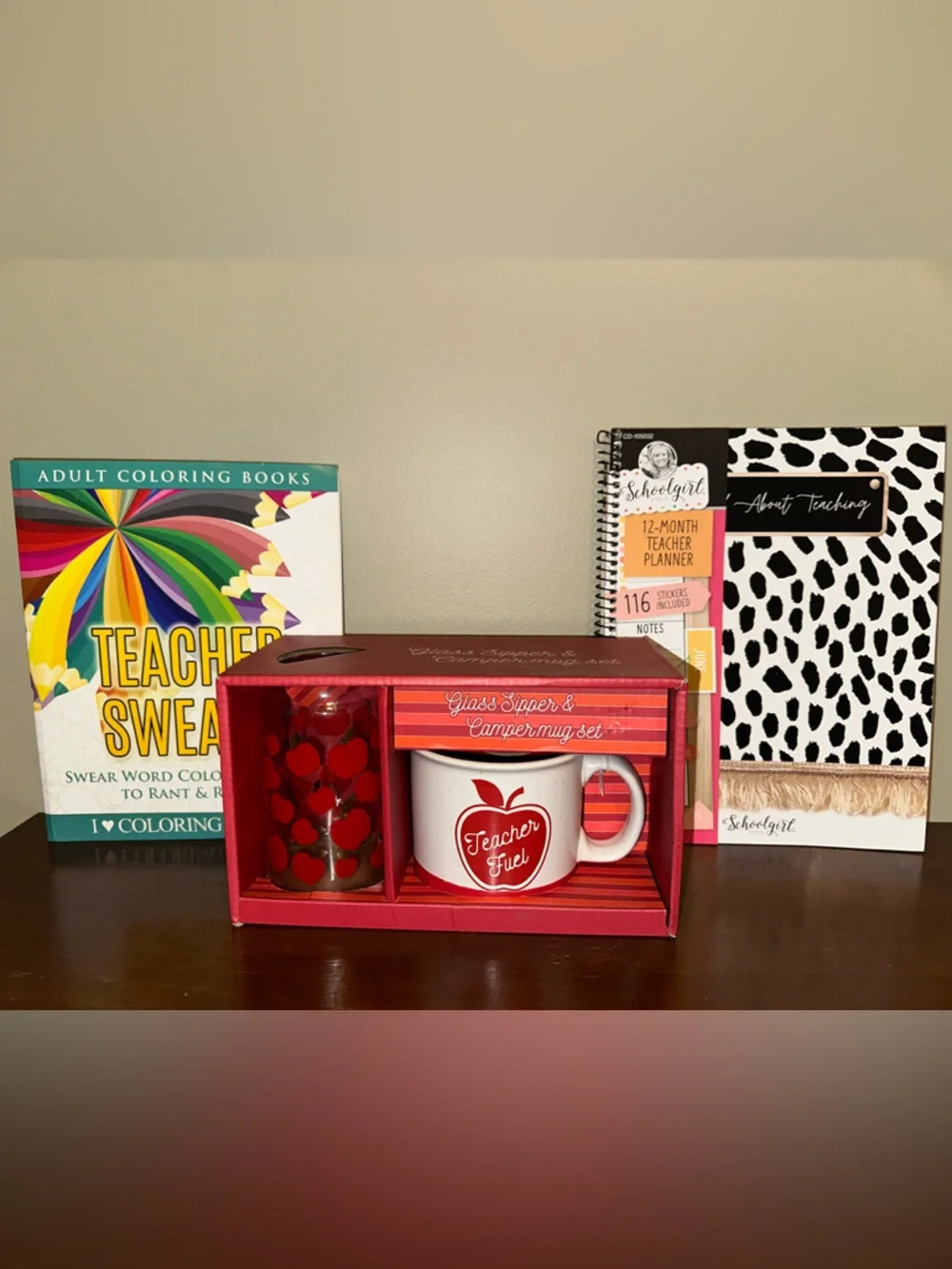 🆕 Teacher Gift Set 🍎👩🏼‍🏫✏️